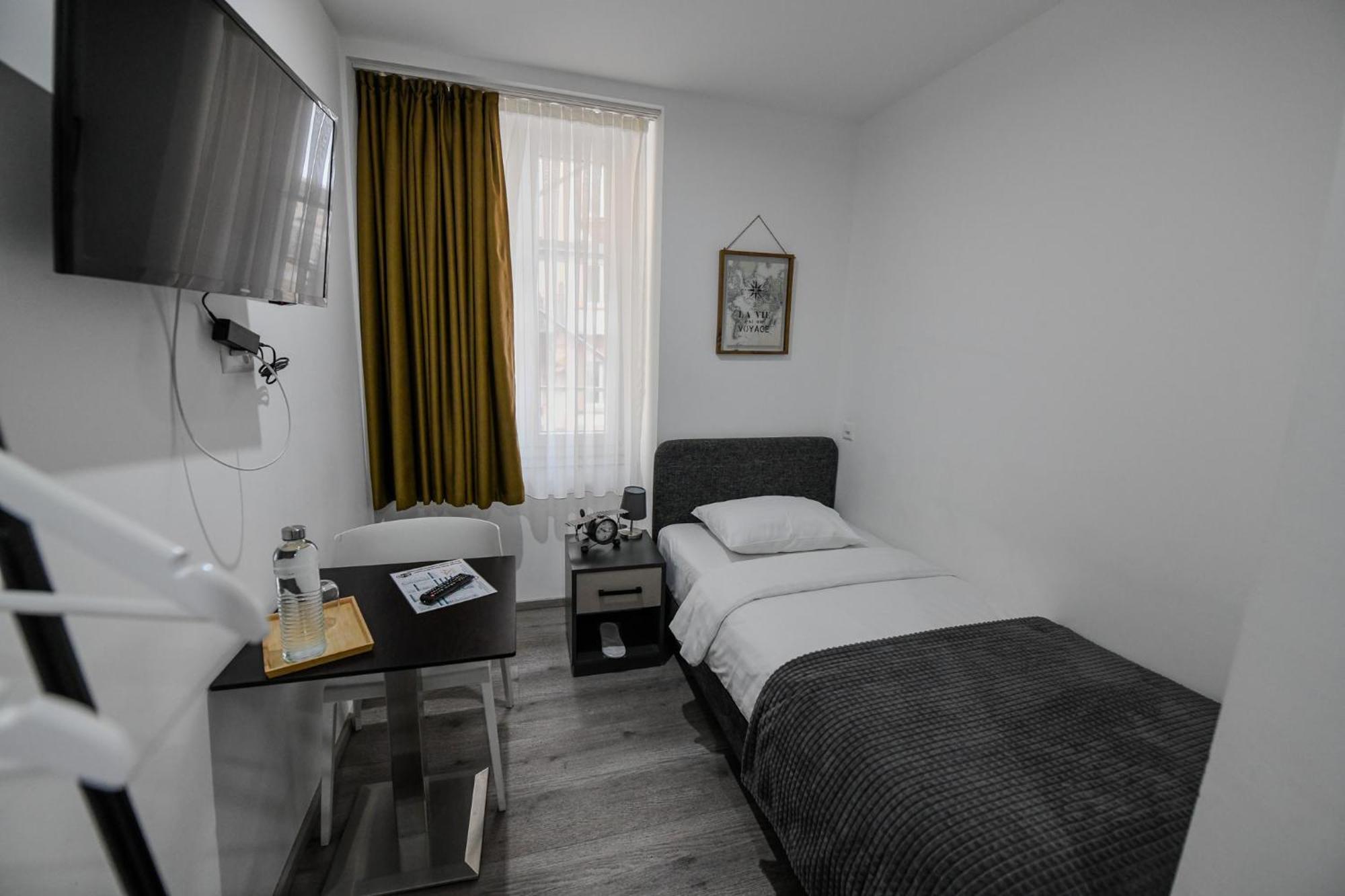 Hotel De France La Chaux De Fonds Eksteriør bilde